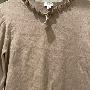 Scalloped Crew neck Sweater